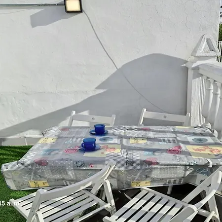 Comfortable In Terrace 40 M² بارباتي